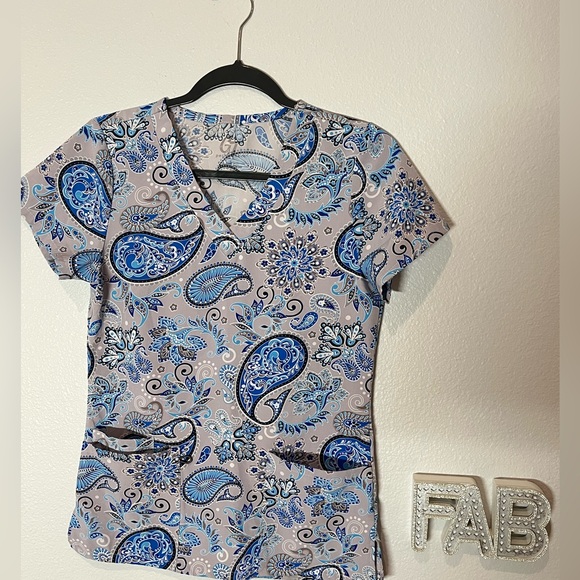 Scrubs Size XS-Sm - Picture 5 of 15